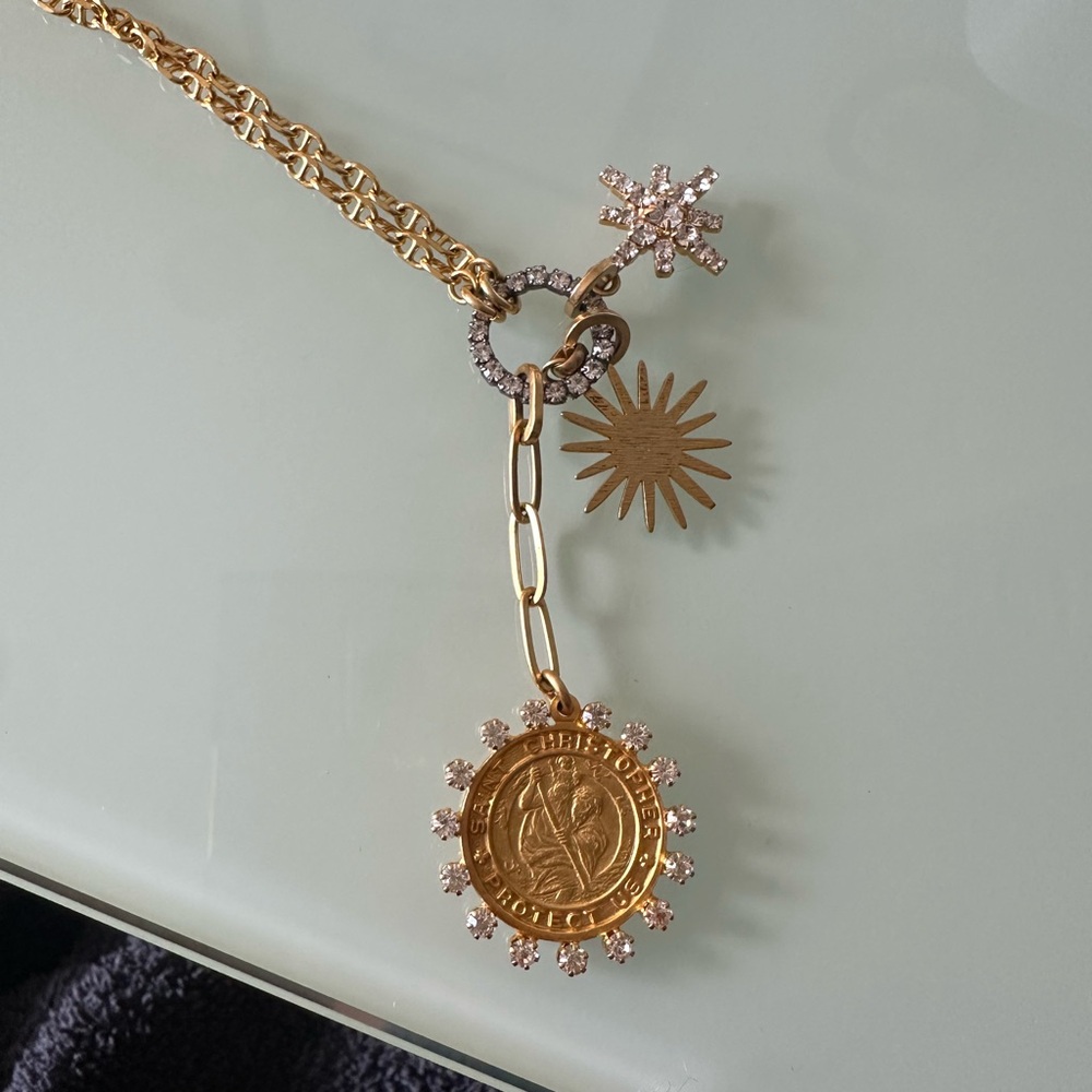 Elizabeth Cole Roxanne Pendant Necklace - Picture 5 of 7